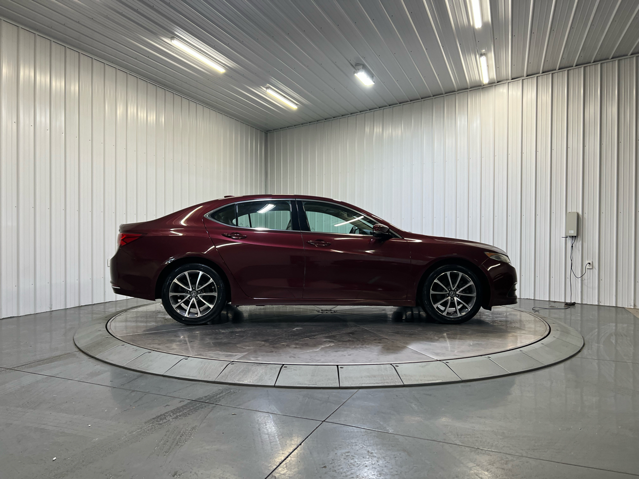 2015 Acura TLX Technology photo 3
