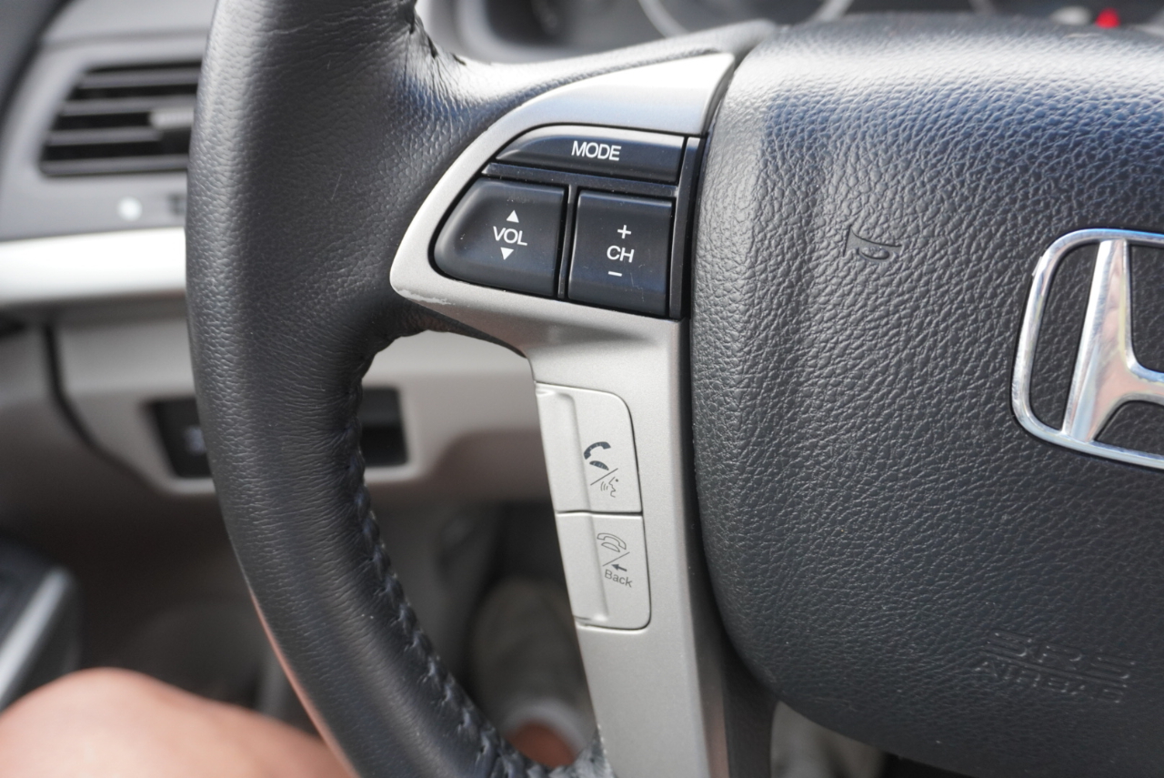 2010 Honda Accord EX-L photo 9