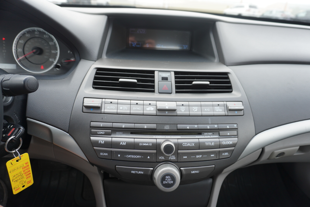 2010 Honda Accord EX-L photo 13