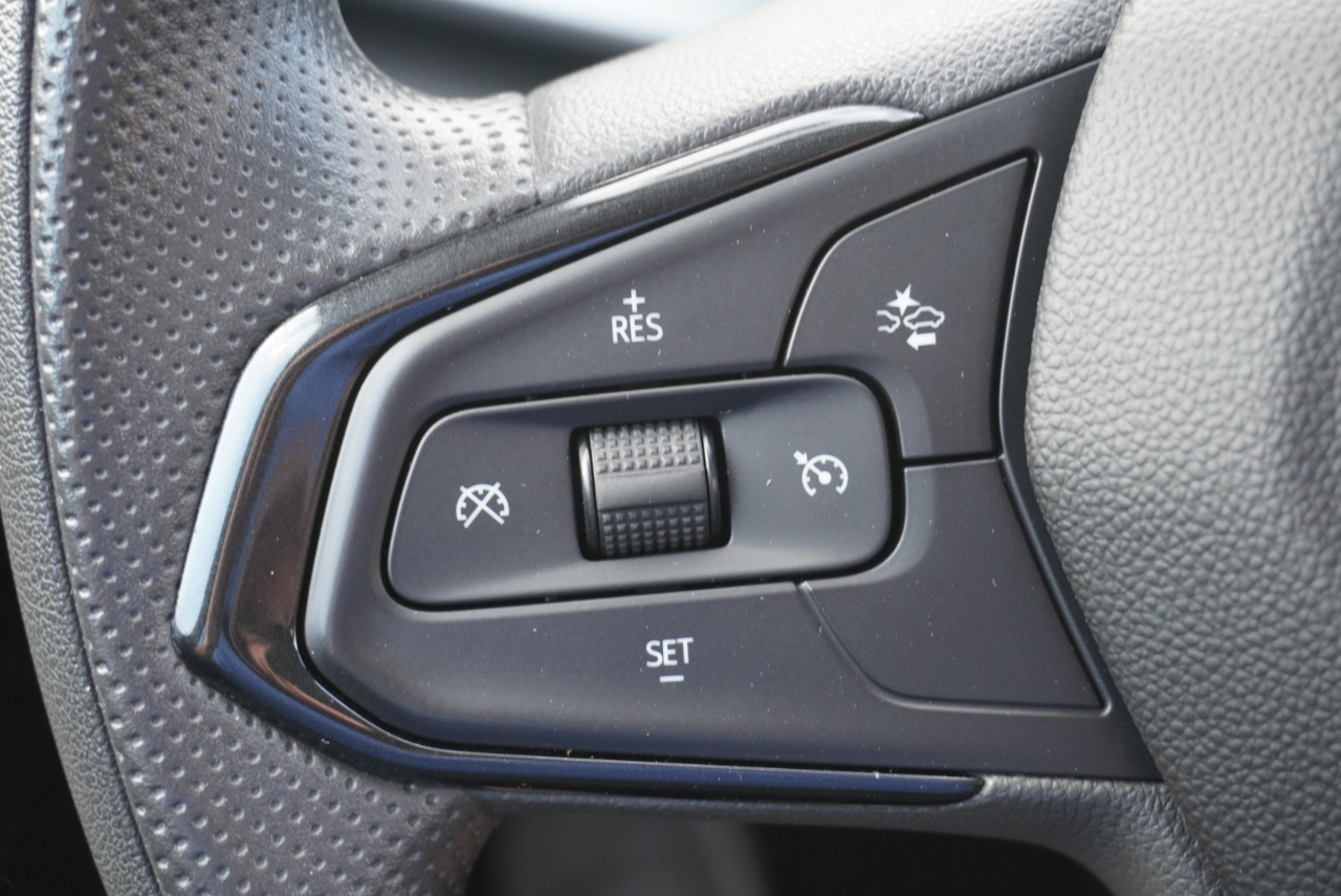 2024 Chevrolet Trax LS photo 9