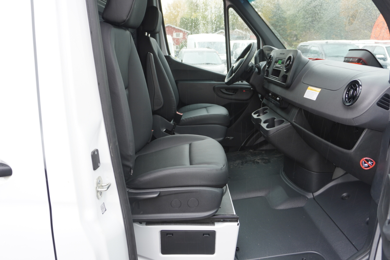 Mercedes-Benz Sprinter 2500 170-in. WB 2025