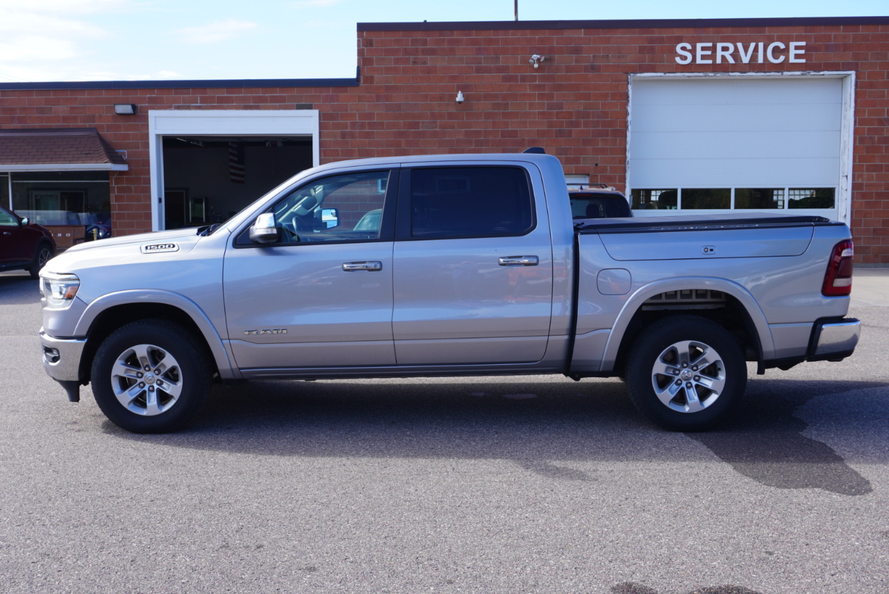 RAM 1500 Laramie Crew Cab SWB 4WD 2022