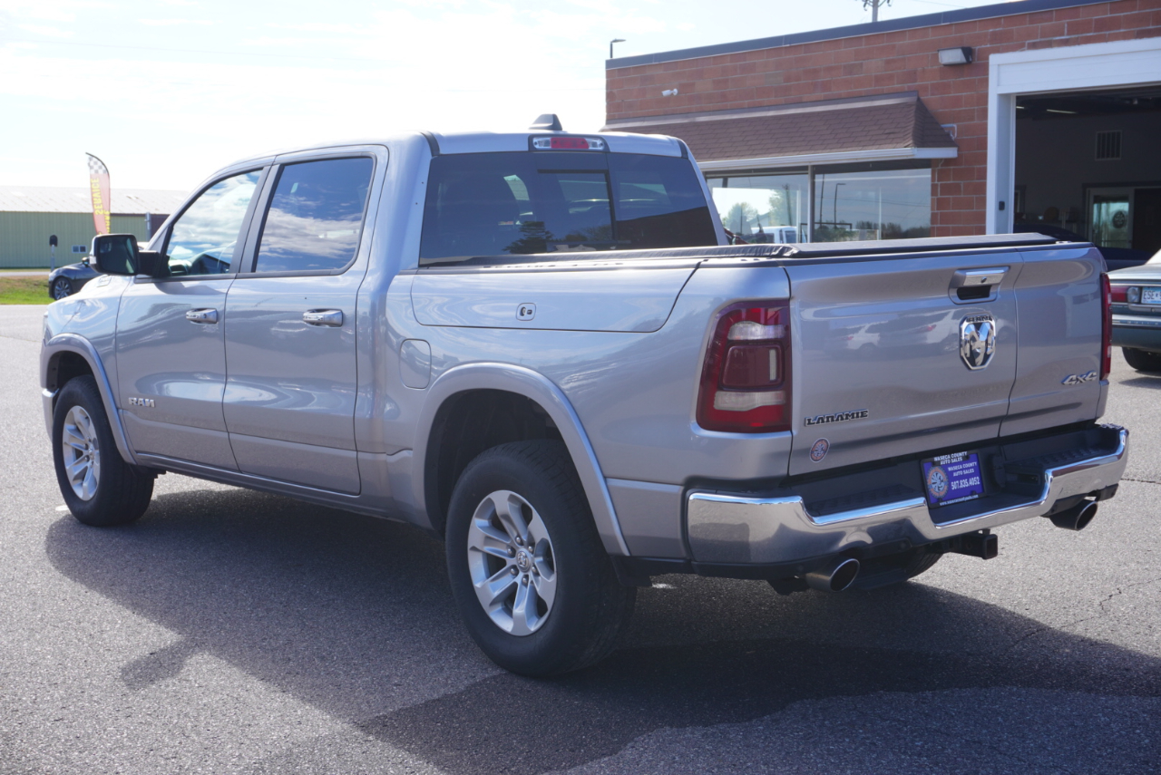 RAM 1500 Laramie Crew Cab SWB 4WD 2022