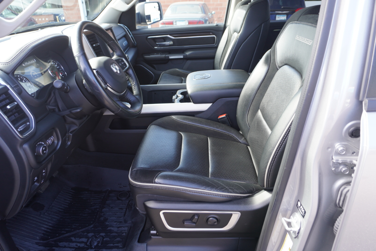 RAM 1500 Laramie Crew Cab SWB 4WD 2022