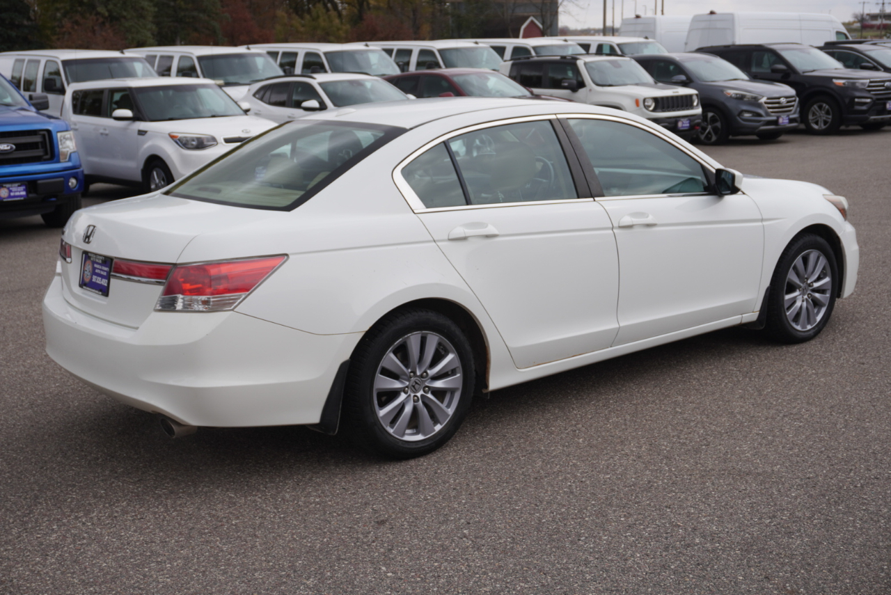 Honda Accord EX-L Sedan AT 2011