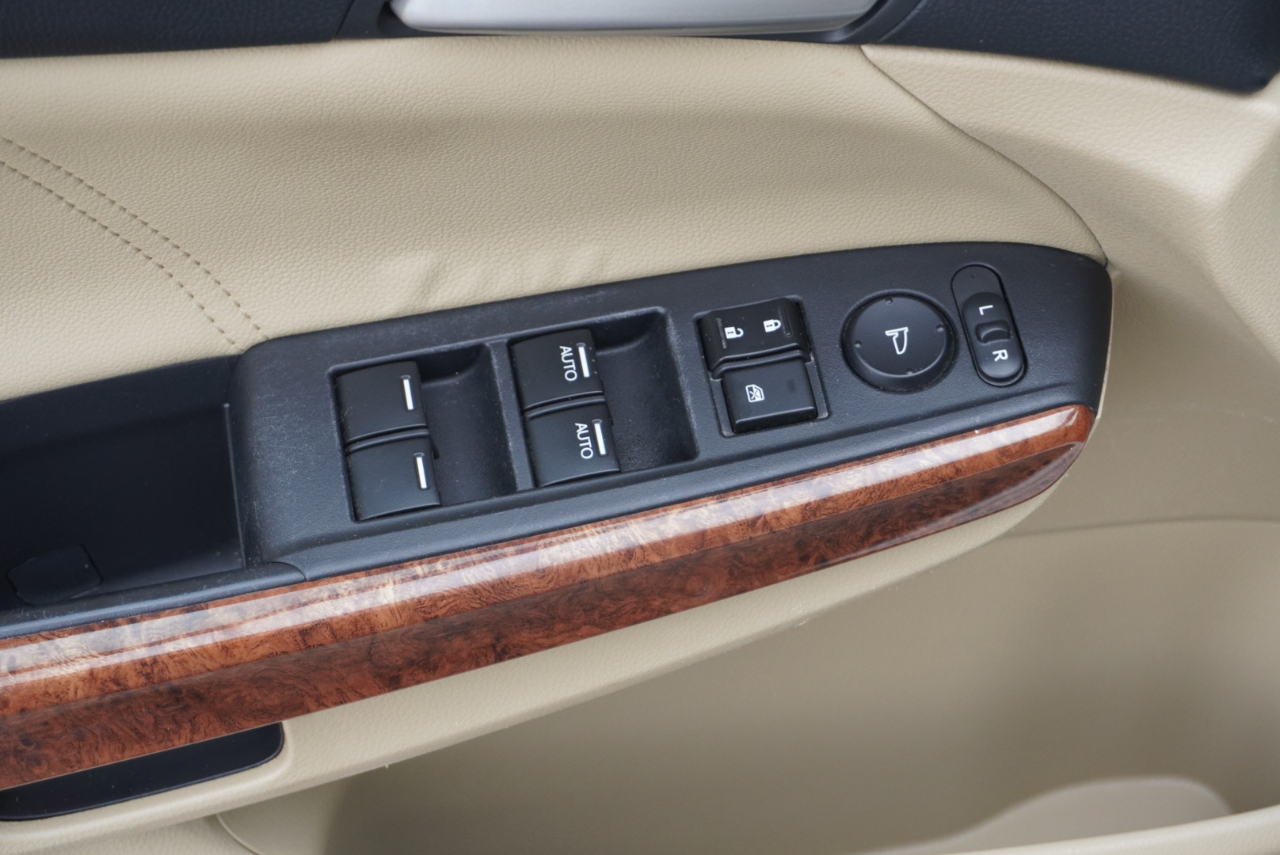 Honda Accord EX-L Sedan AT 2011