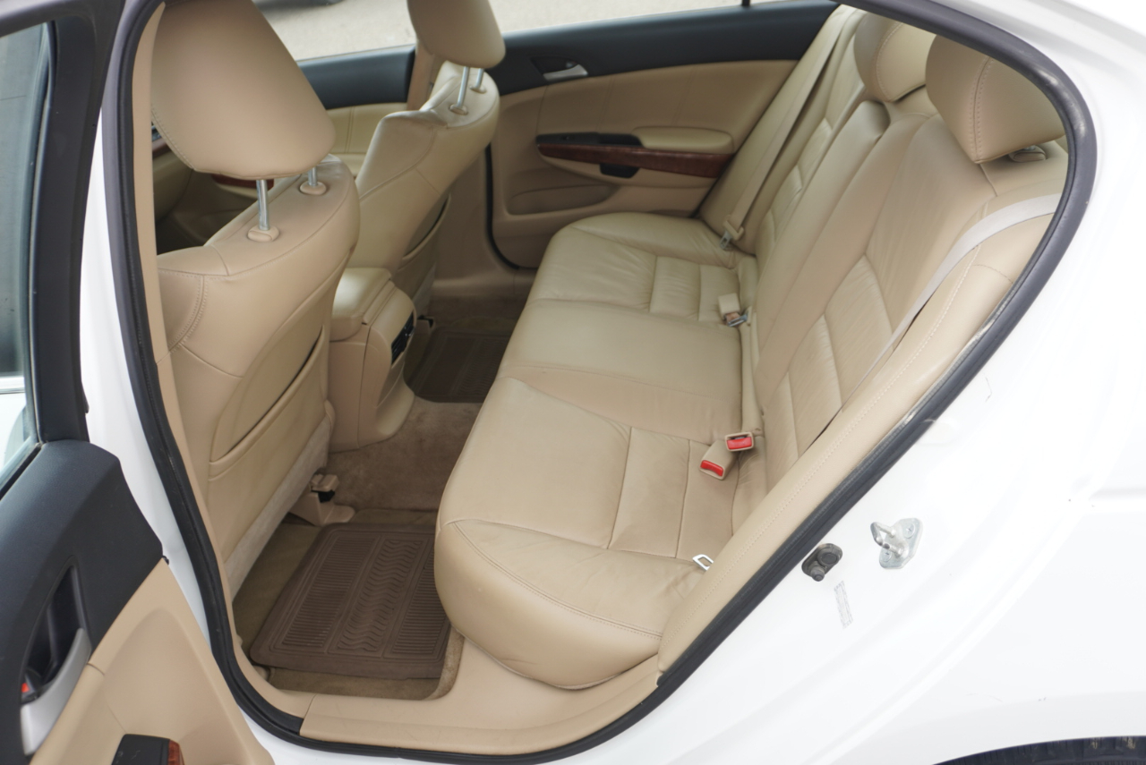 Honda Accord EX-L Sedan AT 2011