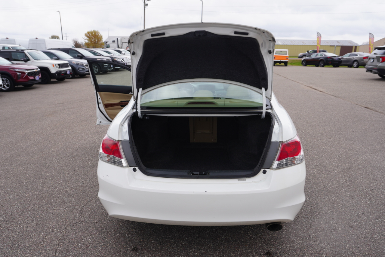 Honda Accord EX-L Sedan AT 2011