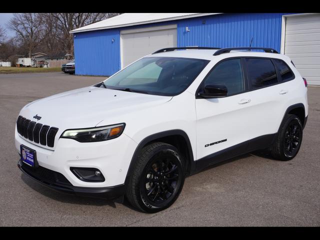 White 2023 Jeep Cherokee Altitude Lux 4WD SUV / Crossover Four-Wheel Drive Automatic
