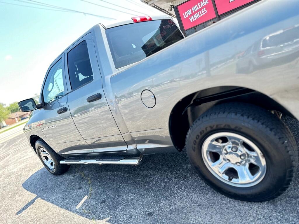 RAM 1500 ST Quad Cab 4WD 2011 RAM 1500 ST Quad Cab 4WD 2011