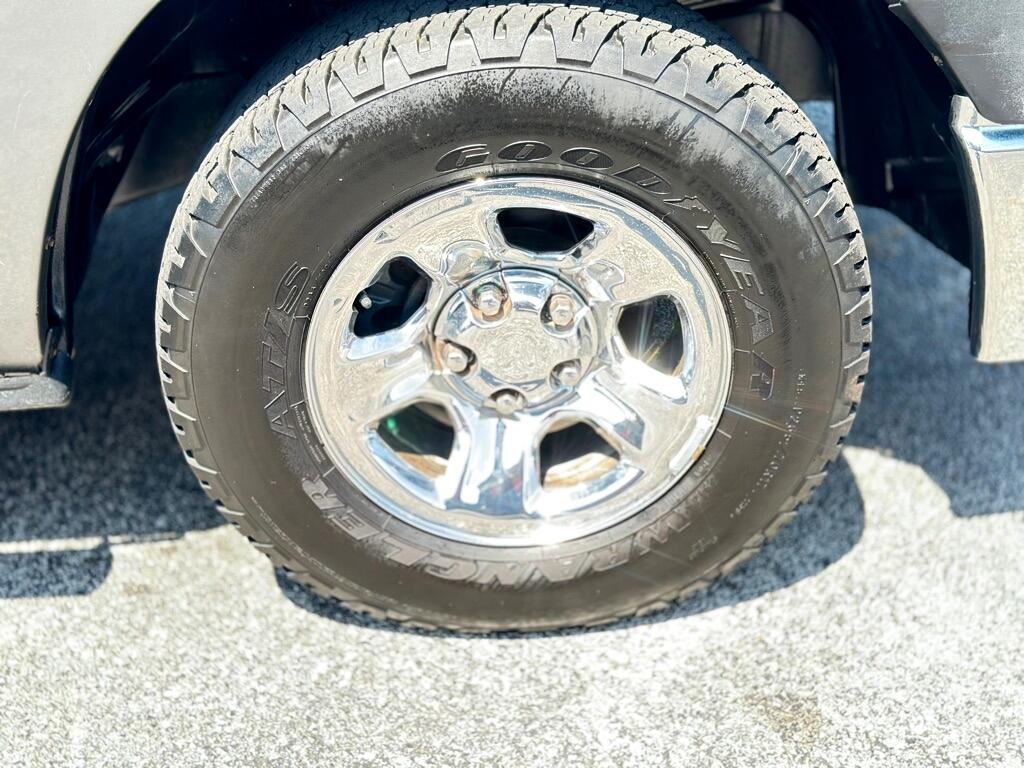 RAM 1500 ST Quad Cab 4WD 2011 RAM 1500 ST Quad Cab 4WD 2011