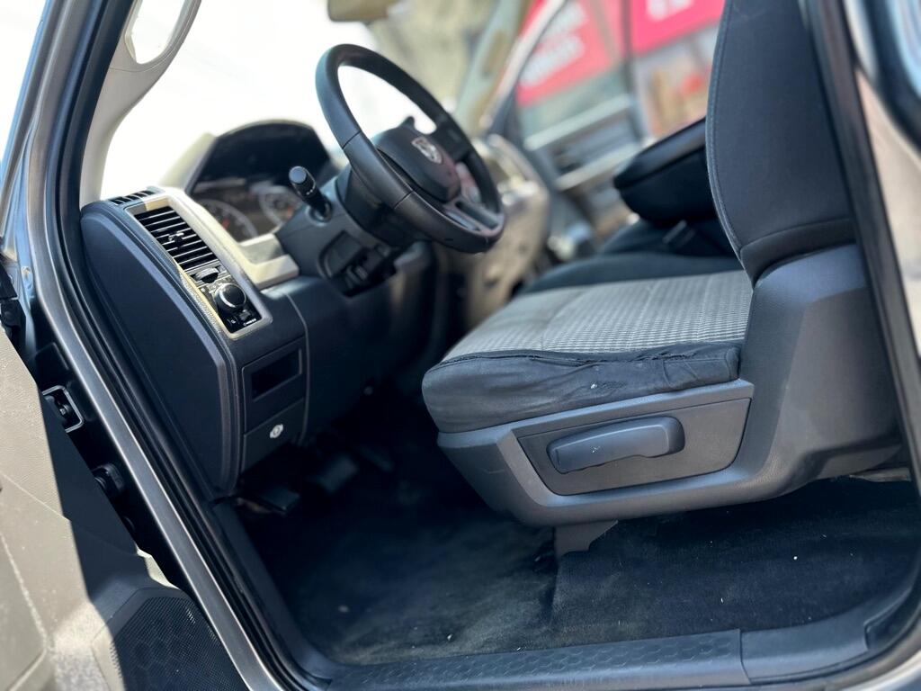 RAM 1500 ST Quad Cab 4WD 2011 RAM 1500 ST Quad Cab 4WD 2011