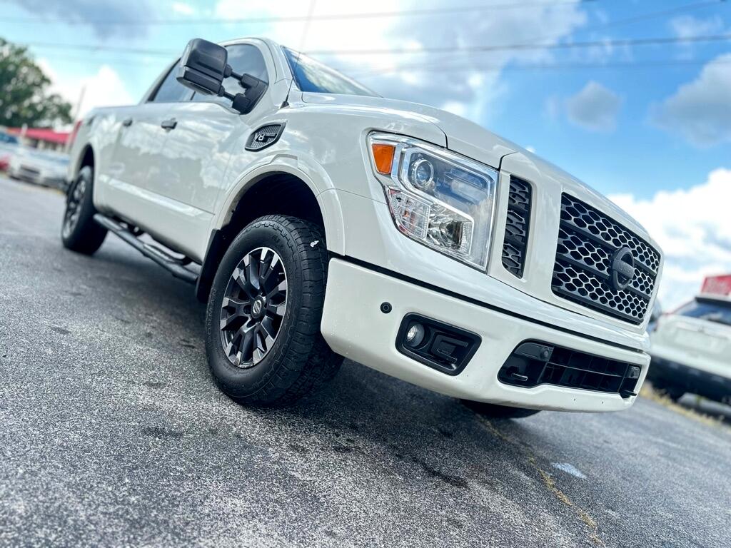Nissan Titan S Crew Cab 4WD 2017 Nissan Titan S Crew Cab 4WD 2017