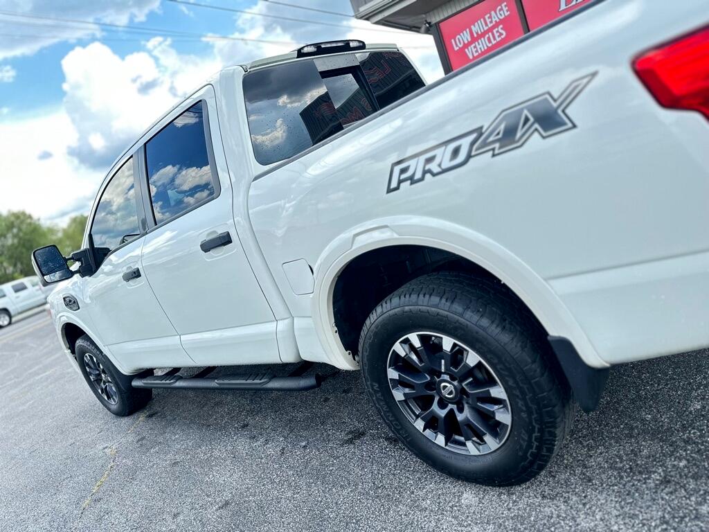 Nissan Titan S Crew Cab 4WD 2017 Nissan Titan S Crew Cab 4WD 2017