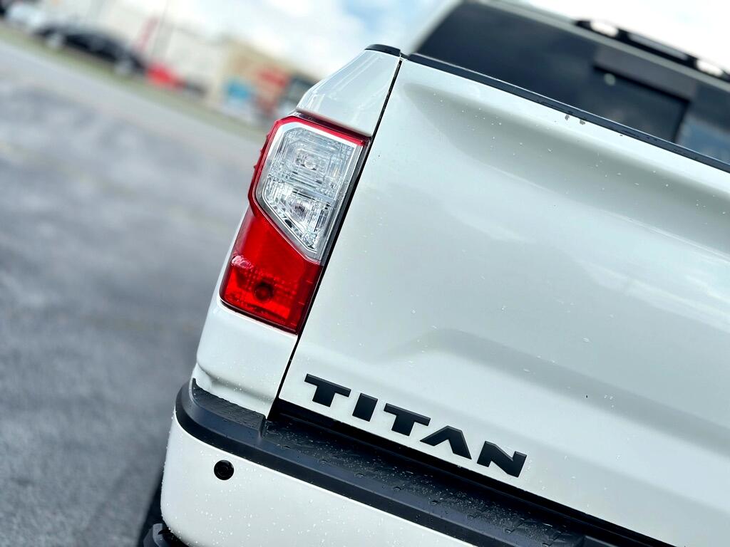 Nissan Titan S Crew Cab 4WD 2017 Nissan Titan S Crew Cab 4WD 2017