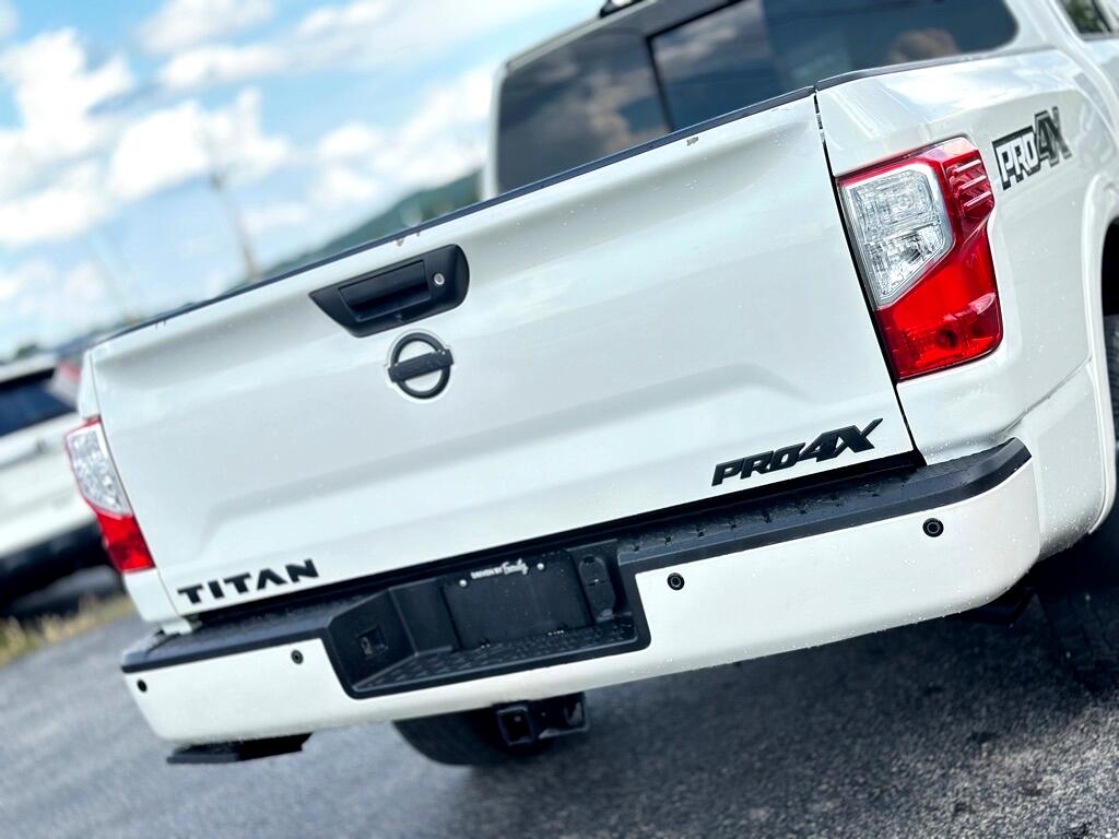 Nissan Titan S Crew Cab 4WD 2017 Nissan Titan S Crew Cab 4WD 2017