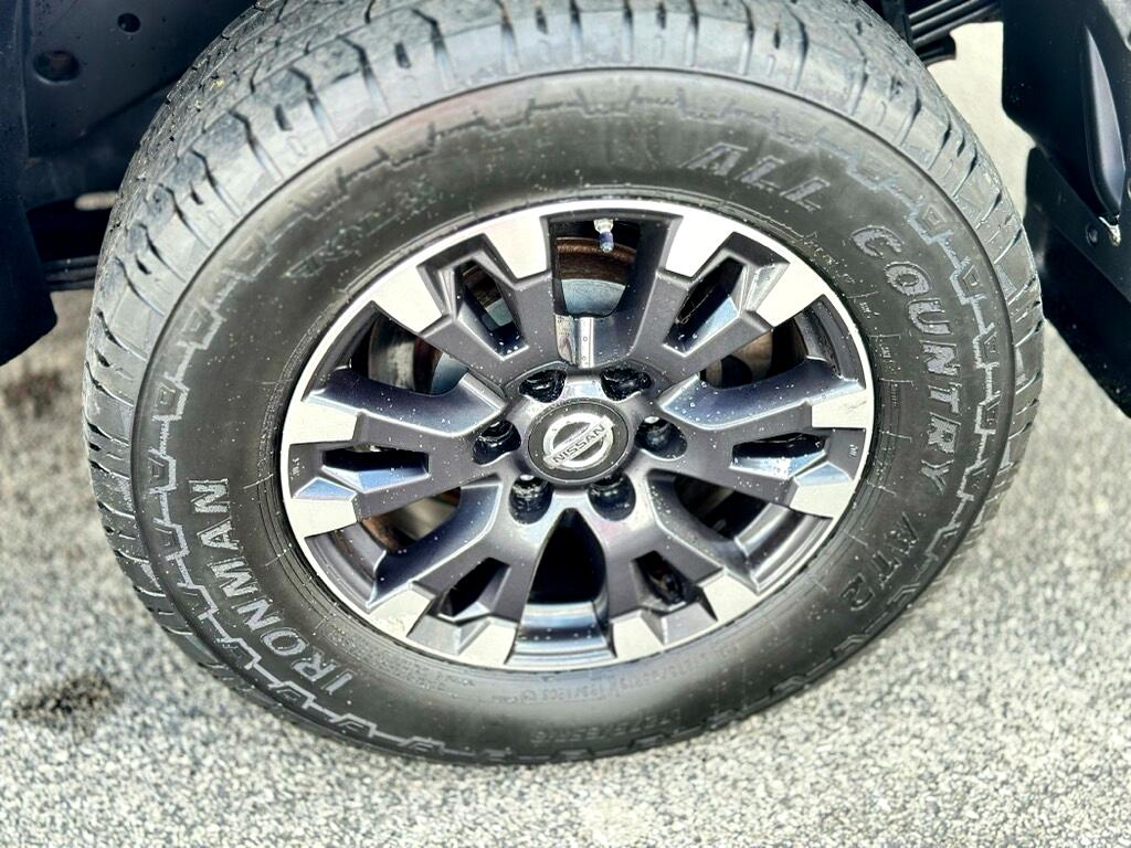 Nissan Titan S Crew Cab 4WD 2017 Nissan Titan S Crew Cab 4WD 2017