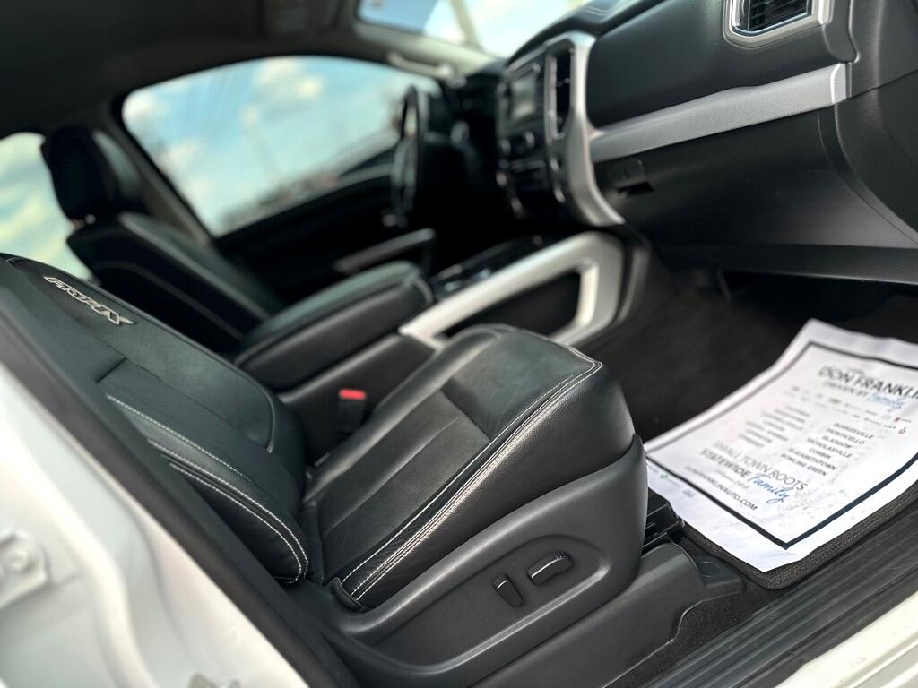 Nissan Titan S Crew Cab 4WD 2017 Nissan Titan S Crew Cab 4WD 2017