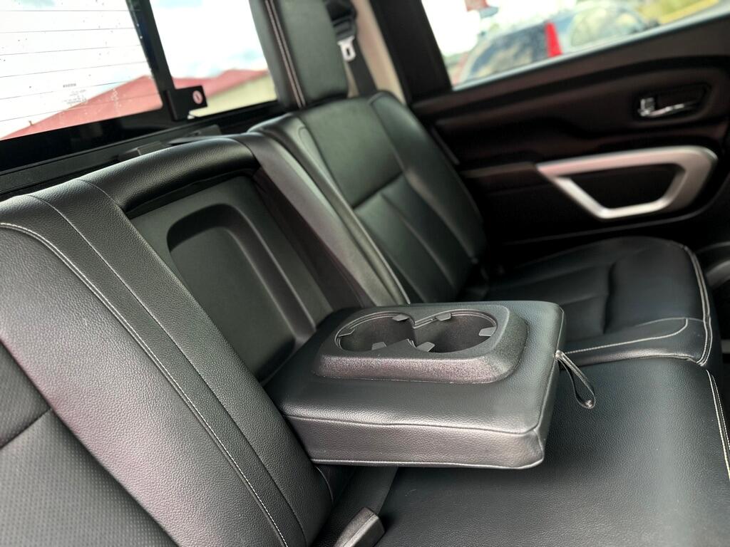 Nissan Titan S Crew Cab 4WD 2017 Nissan Titan S Crew Cab 4WD 2017