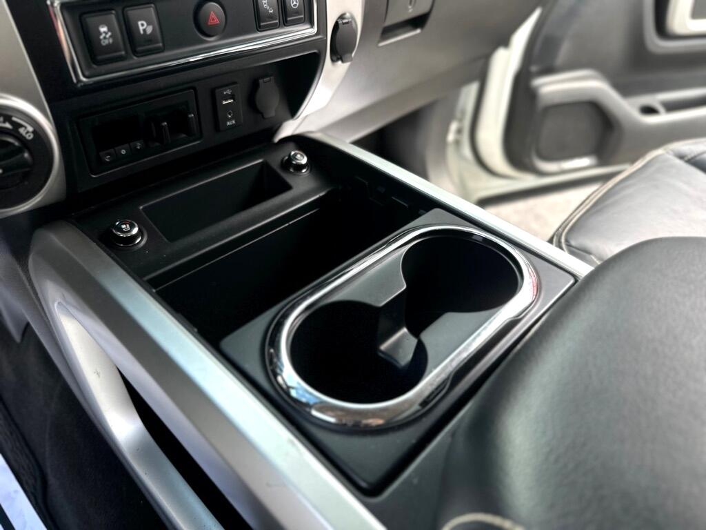 Nissan Titan S Crew Cab 4WD 2017 Nissan Titan S Crew Cab 4WD 2017