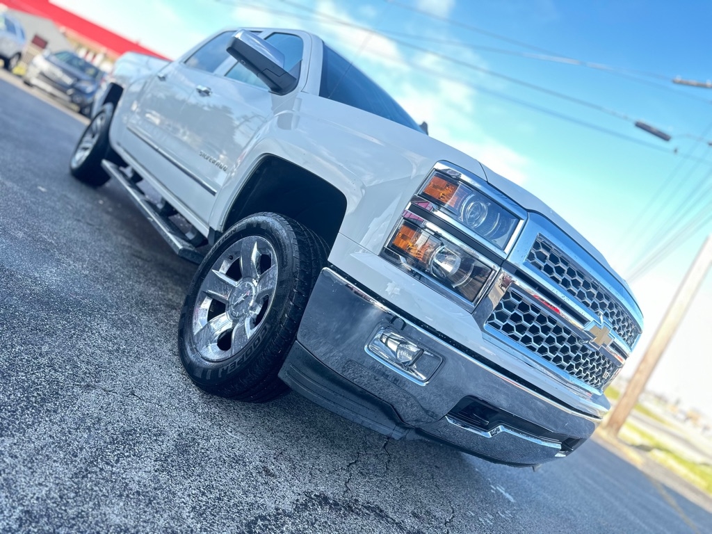 Chevrolet Silverado 1500 LTZ Crew Cab 4WD 2015