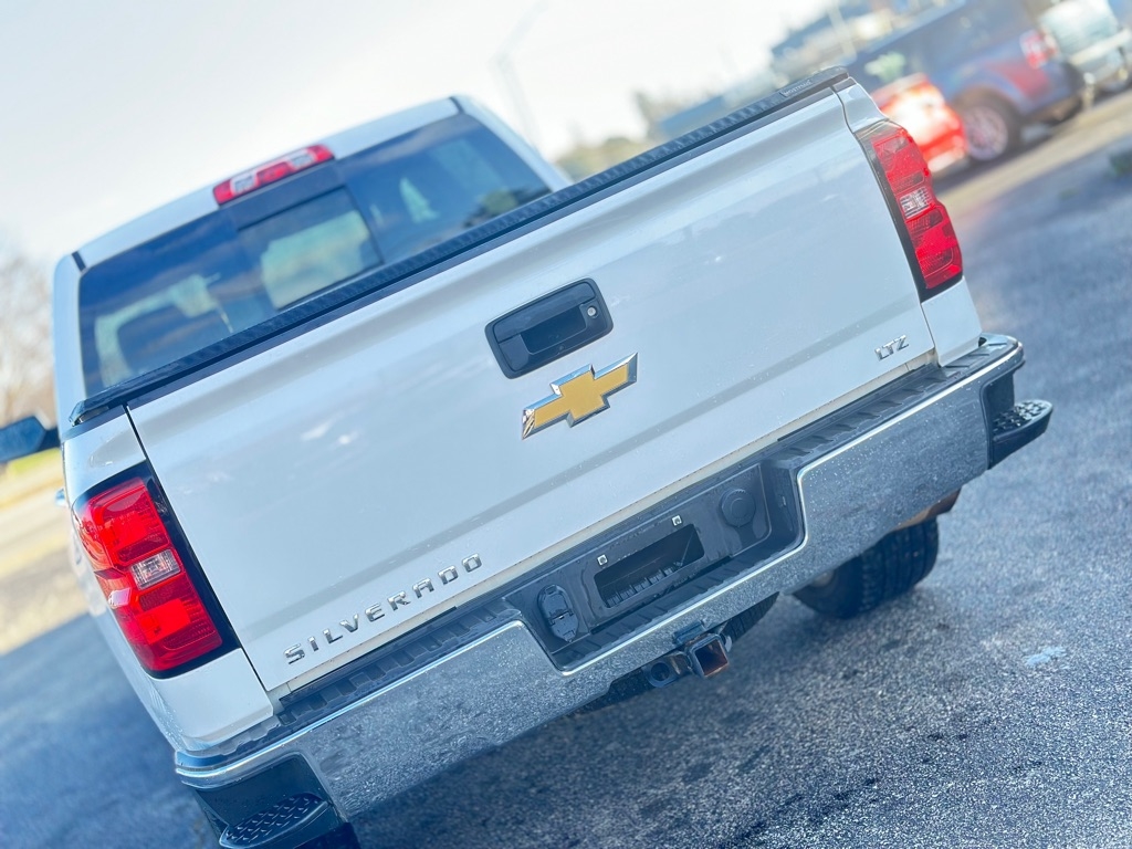 Chevrolet Silverado 1500 LTZ Crew Cab 4WD 2015