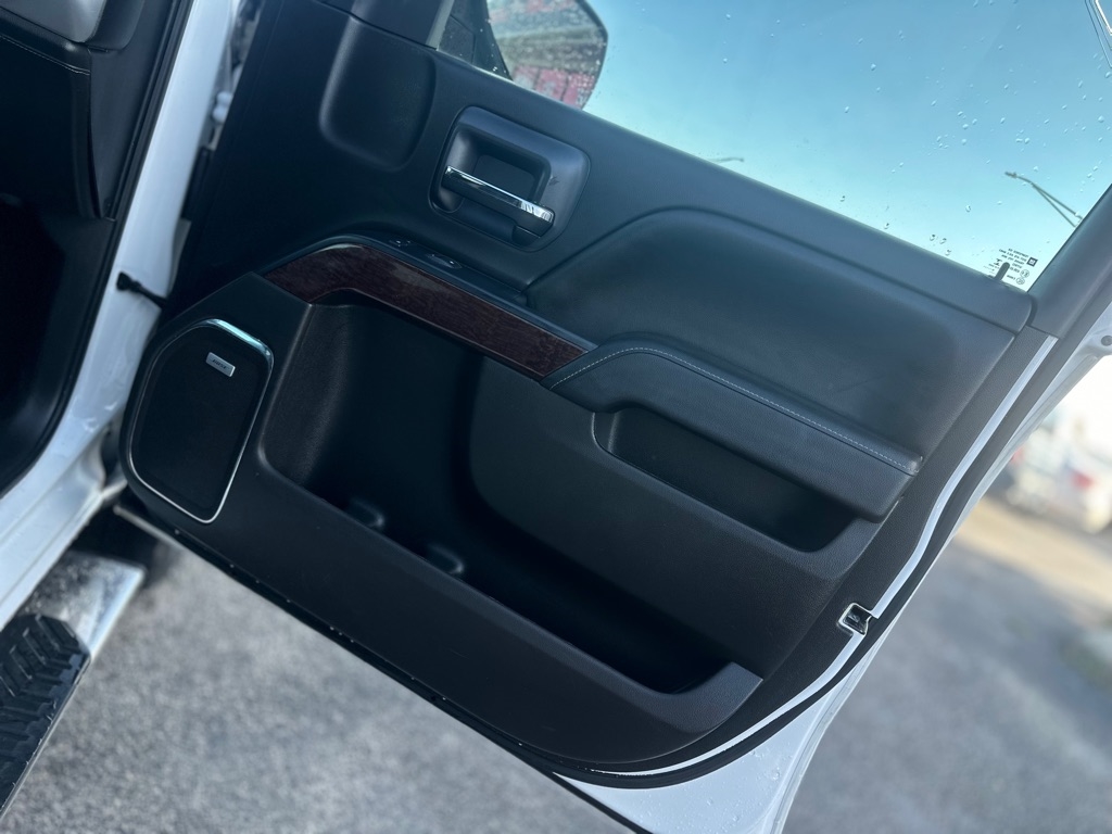 Chevrolet Silverado 1500 LTZ Crew Cab 4WD 2015