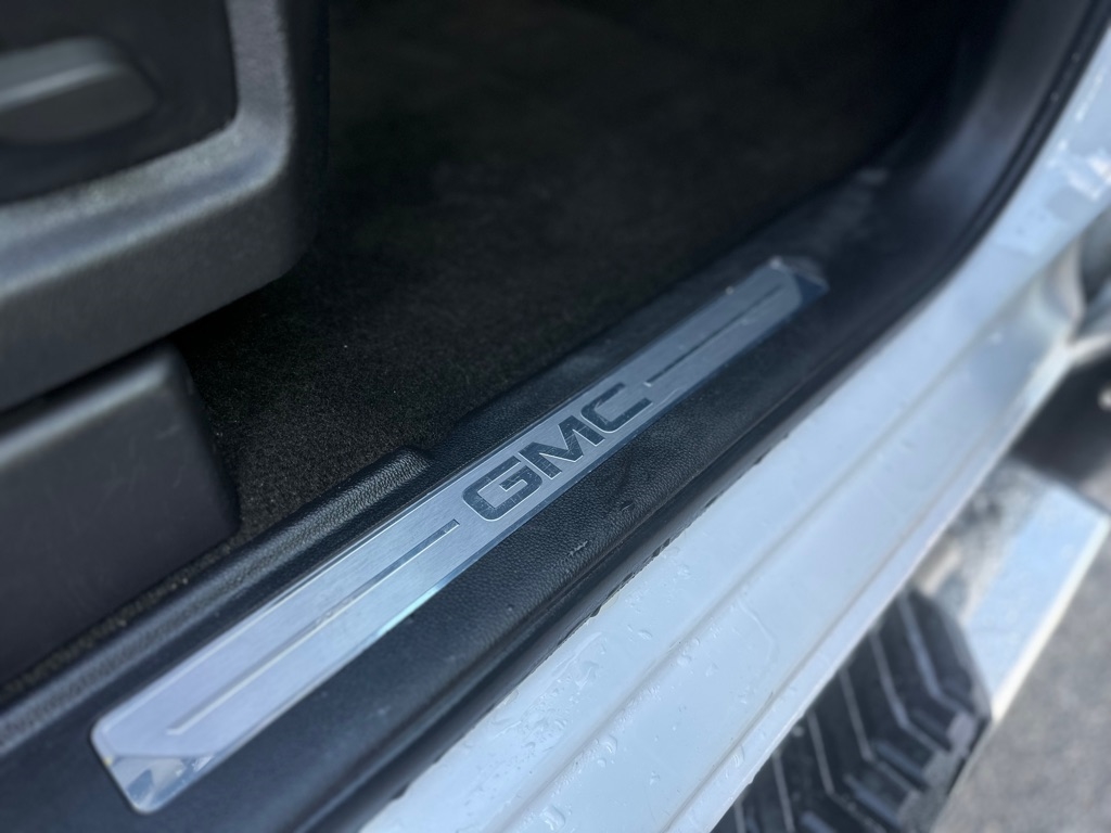 Chevrolet Silverado 1500 LTZ Crew Cab 4WD 2015