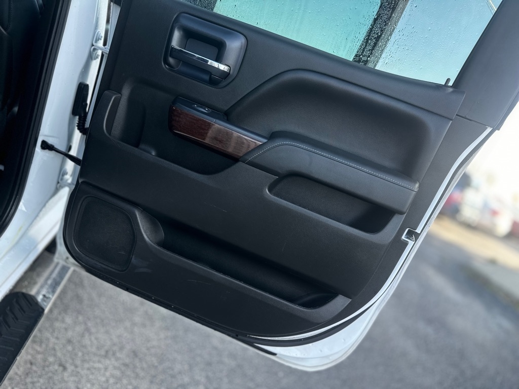 Chevrolet Silverado 1500 LTZ Crew Cab 4WD 2015