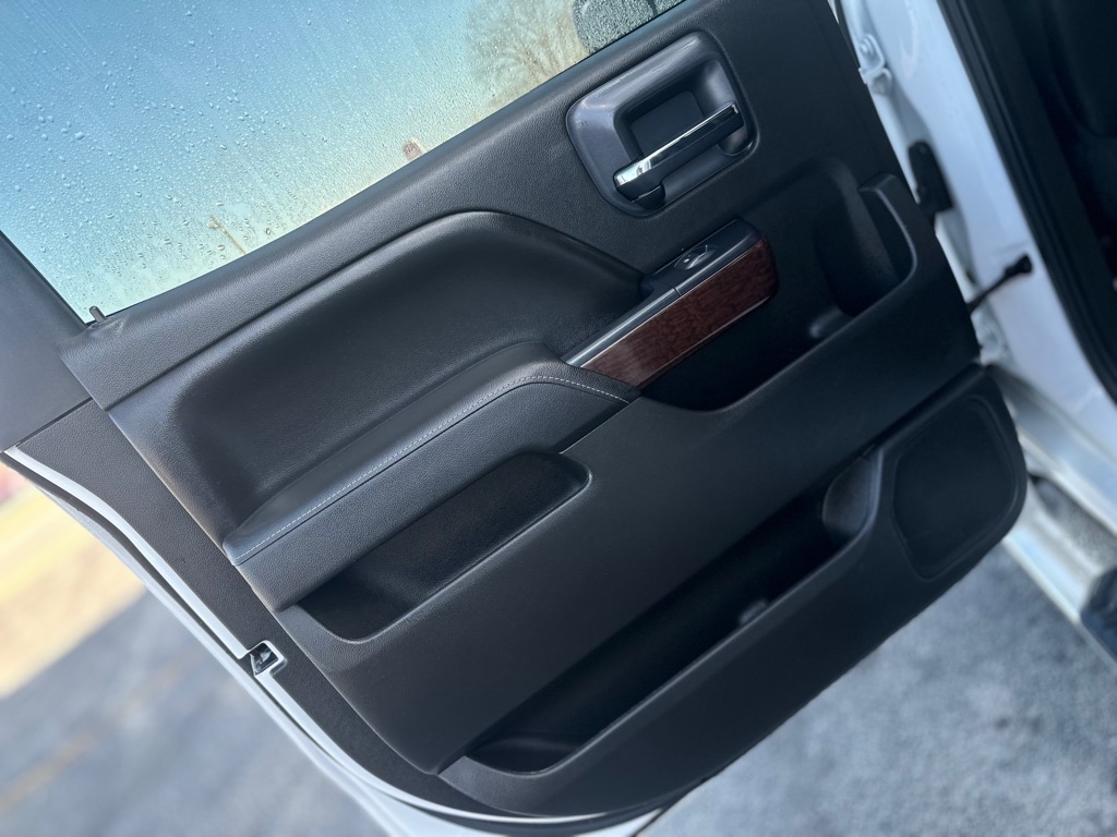 Chevrolet Silverado 1500 LTZ Crew Cab 4WD 2015