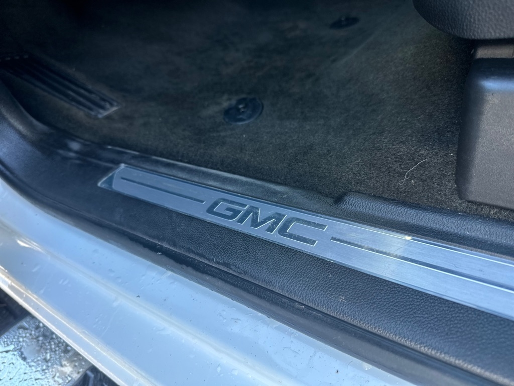 Chevrolet Silverado 1500 LTZ Crew Cab 4WD 2015