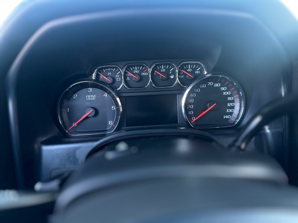 Chevrolet Silverado 1500 LTZ Crew Cab 4WD 2015