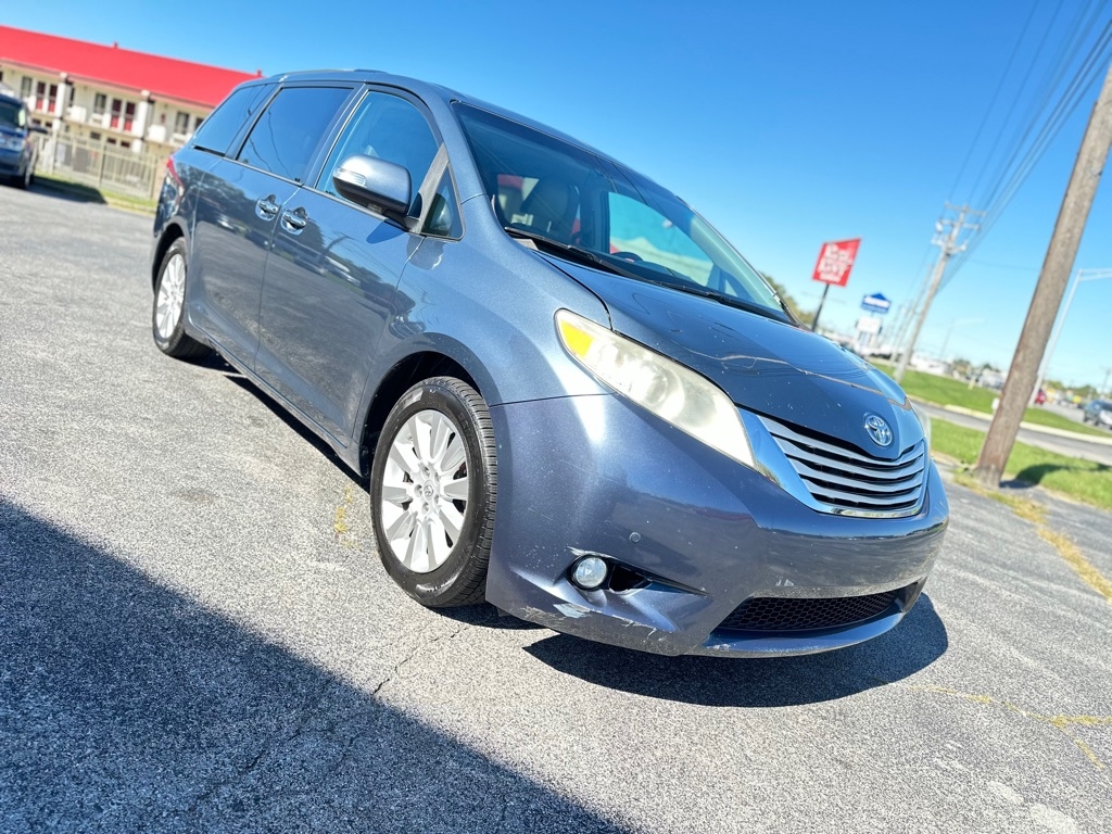 2013 Toyota Sienna
