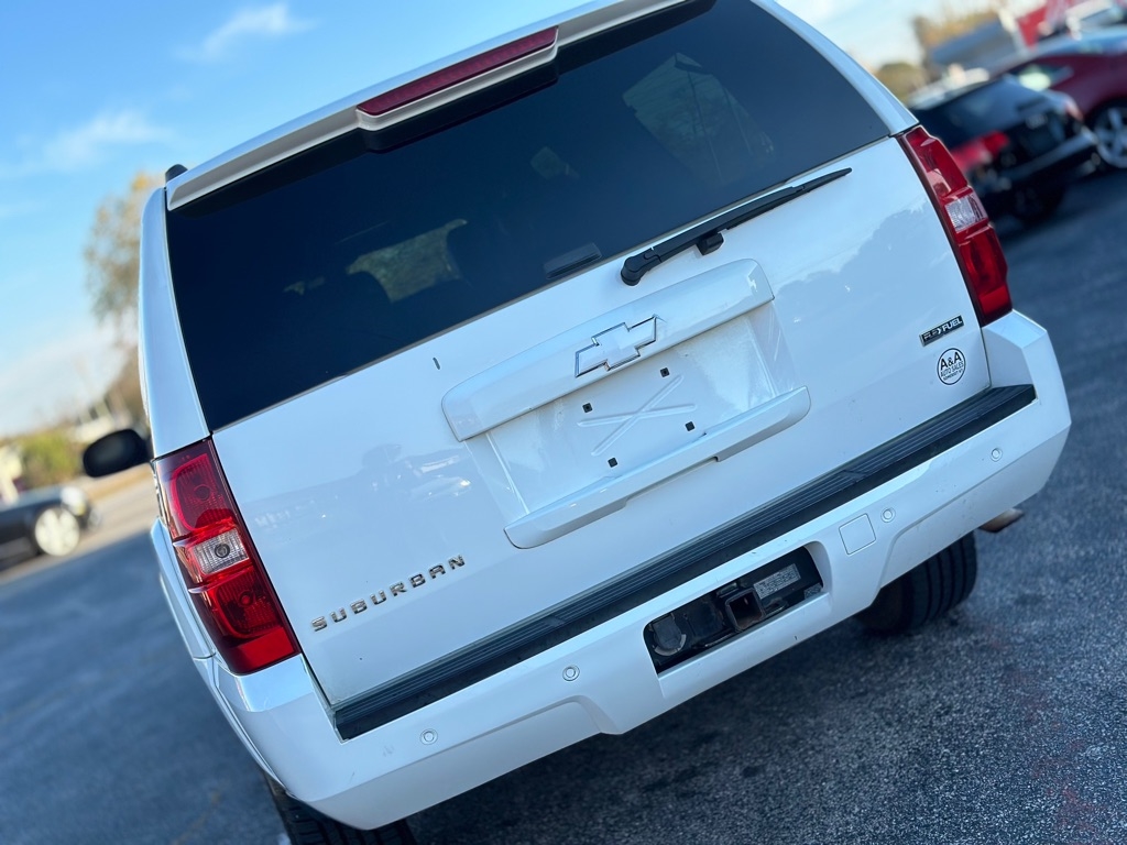 Chevrolet Suburban LS 1500 4WD 2007