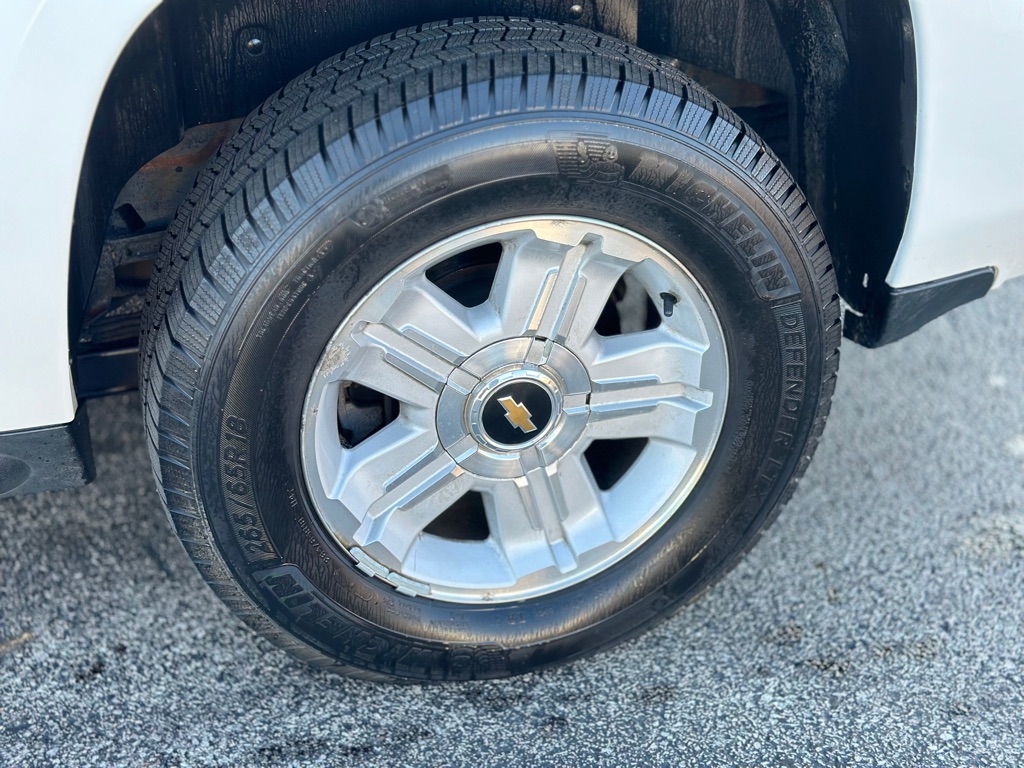 Chevrolet Suburban LS 1500 4WD 2007