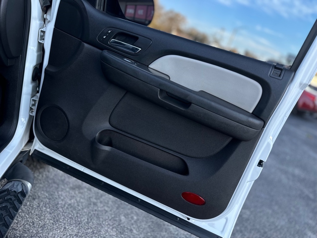 Chevrolet Suburban LS 1500 4WD 2007