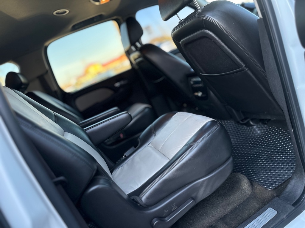 Chevrolet Suburban LS 1500 4WD 2007