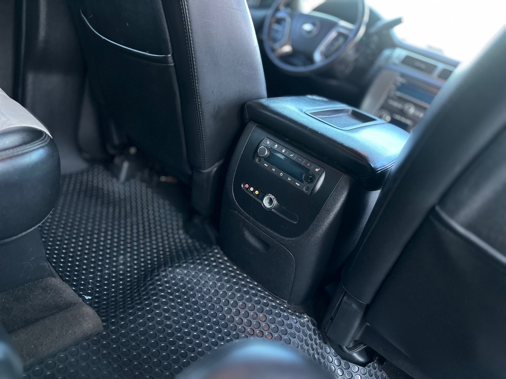 Chevrolet Suburban LS 1500 4WD 2007