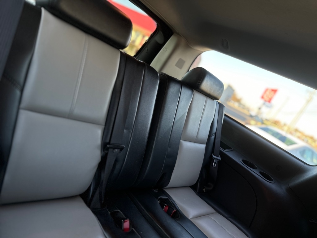 Chevrolet Suburban LS 1500 4WD 2007