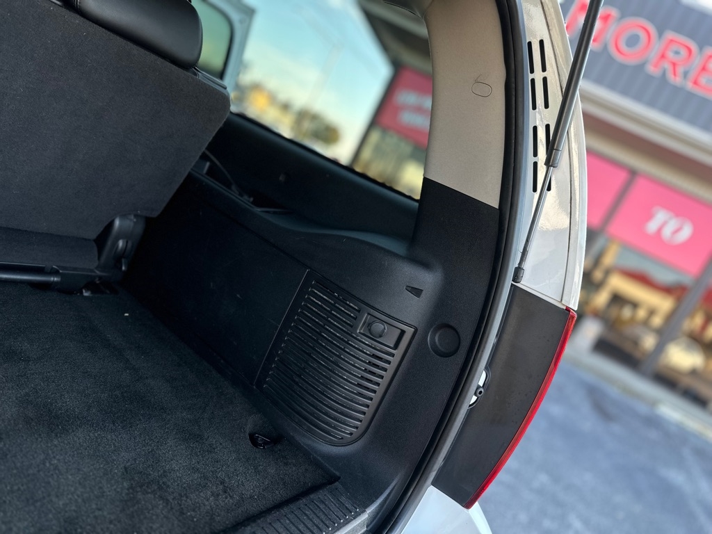 Chevrolet Suburban LS 1500 4WD 2007