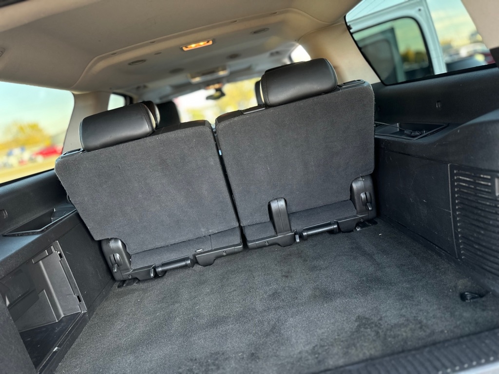 Chevrolet Suburban LS 1500 4WD 2007