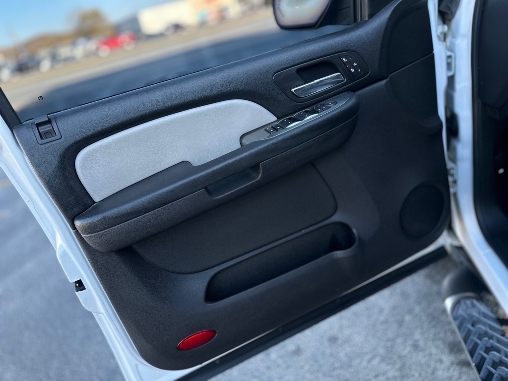 Chevrolet Suburban LS 1500 4WD 2007