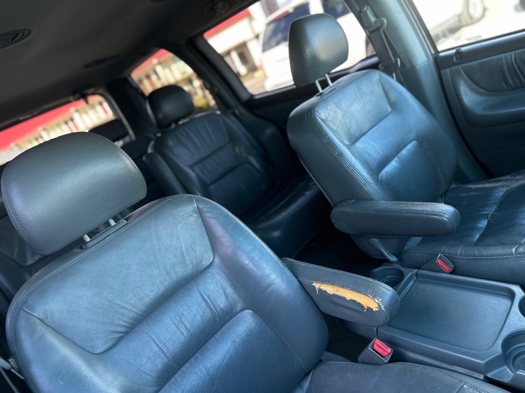 Honda Odyssey EX w/ Leather 2004