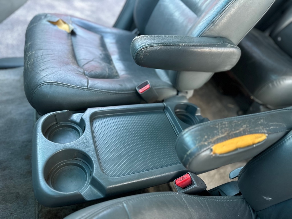 Honda Odyssey EX w/ Leather 2004