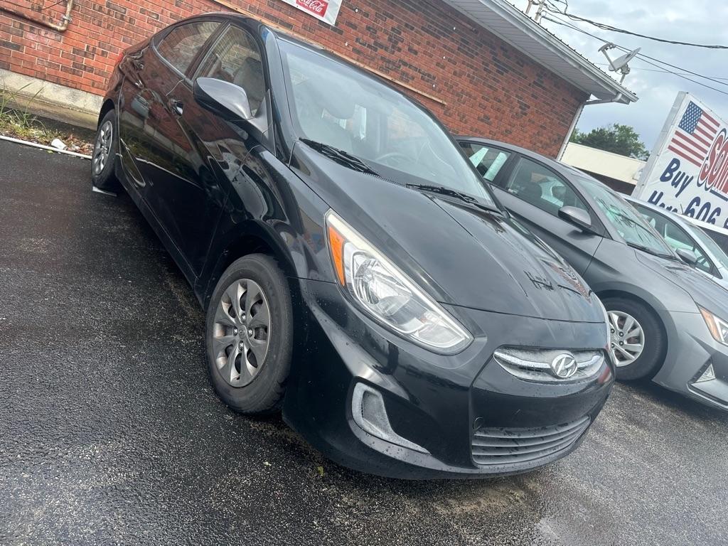 Hyundai Accent SE 4-Door 6A 2017
