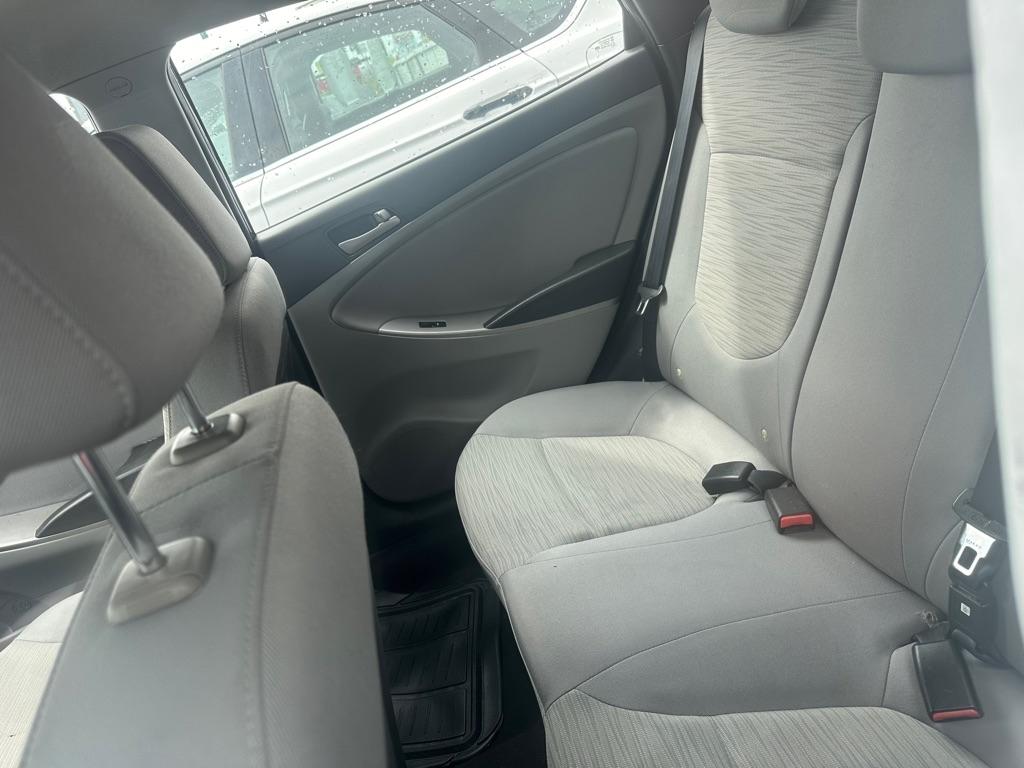 Hyundai Accent SE 4-Door 6A 2017