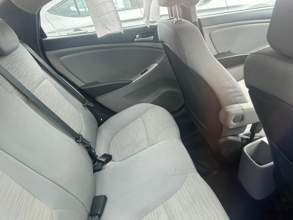 Hyundai Accent SE 4-Door 6A 2017