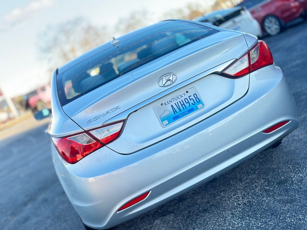 Hyundai Sonata GLS 2013