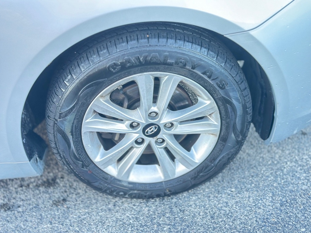 Hyundai Sonata GLS 2013