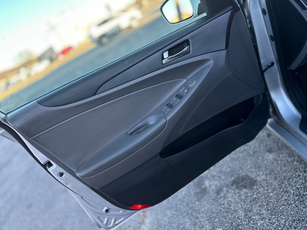 Hyundai Sonata GLS 2013